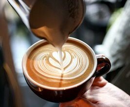 Mengenal Lebih Dekat Dunia Barista Kopi