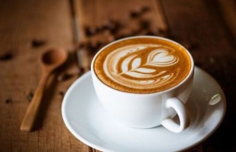 Teknik Latte Art: Cara Barista Membuat Seni Kopi yang Memukau