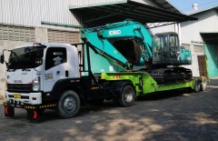 tempat-sewa-rental-alat-berat-excavator-surabaya - Web design surabaya