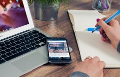 peran-website-sebagai-penunjang-bisnis-di-era-digital-jasa-pembuatan-web-surabaya-jasa-pembuatan-web-jasa-pembuatan-website-jasa-pembuatan-website-surabaya - Web design surabaya