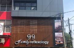 aluminium-composite-panel-cladding-with-wooden-solar-screen-and-3d-acrylic-letters-with-led-for-99-reflexology-surabaya - Web design surabaya