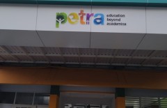 3d-letter-for-sd-petra-13-surabaya - Web design surabaya