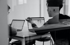 membangun-brand-anda-dengan-website-yang-menarik-jasa-pembuatan-web-surabaya-jasa-pembuatan-web-jasa-pembuatan-website-jasa-pembuatan-website-surabaya - Web design surabaya