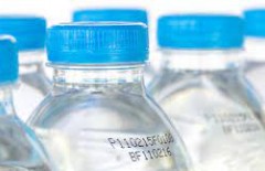 expiration-date-facts-on-disposable-plastic-bottle-packaging - Web design surabaya
