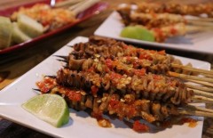 resep-cara-membuat-sate-usus-mercon-menggunakan-garam-industri-sumatraco - Web design surabaya