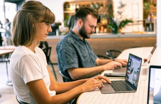 jasa-membuat-dan-mendesign-website-untuk-menarik-pelanggan-lewat-internet-jasa-pembuatan-web-surabaya-jasa-pembuatan-web-jasa-pembuatan-website-jasa-pembuatan-website-surabaya - Web design surabaya