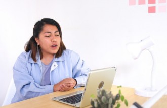 keuntungan-berbisnis-online-di-era-modern-jasa-pembuatan-web-surabaya-jasa-pembuatan-web-jasa-pembuatan-website-jasa-pembuatan-website-surabaya - Web design surabaya