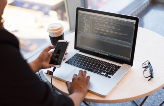 membuat-bisnis-anda-tetap-berjalan-dengan-menggunakan-website-jasa-pembuatan-web-surabaya-jasa-pembuatan-web-jasa-pembuatan-website-jasa-pembuatan-website-surabaya - Web design surabaya