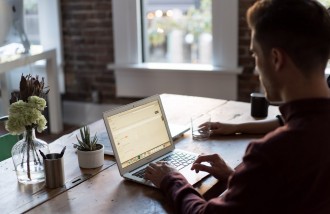 tips-cara-memilih-jasa-pembuatan-website-jasa-pembuatan-web-surabaya-jasa-pembuatan-web-jasa-pembuatan-website-jasa-pembuatan-website-surabaya - Web design surabaya