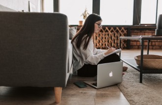 tips-design-website-untuk-meningkatkan-bisnis-anda-jasa-pembuatan-web-surabaya-jasa-pembuatan-web-jasa-pembuatan-website-jasa-pembuatan-website-surabaya - Web design surabaya