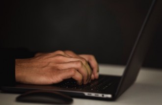 kelebihan-berbisnis-dengan-menggunakan-website-jasa-pembuatan-web-surabaya-jasa-pembuatan-web-jasa-pembuatan-website-jasa-pembuatan-website-surabaya - Web design surabaya