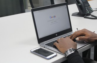 mesin-pencari - Web design surabaya