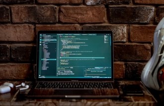 jalankan-bisnis-jasa-pembuatan-website-di-era-modern-jasa-pembuatan-web-surabaya-jasa-pembuatan-web-jasa-pembuatan-website-jasa-pembuatan-website-surabaya - Web design surabaya