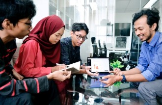 jasa-pembuatan-website-akan-sangat-dibutuhkan-di-masa-depan-jasa-pembuatan-web-surabaya-jasa-pembuatan-web-jasa-pembuatan-website-jasa-pembuatan-website-surabaya - Web design surabaya