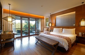 hotel-dengan-nuansa-alam-yang-menyejukkan-padma-resort-ubud-bali-oleh-chendra-cahyadi-dan-mark-design-web-design-jakarta - Web design surabaya