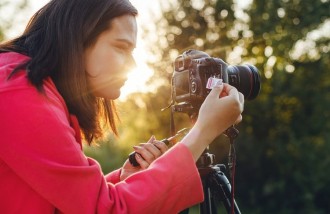 hobi-fotografi-berikut-profesi-yang-bisa-kamu-geluti - Web design surabaya