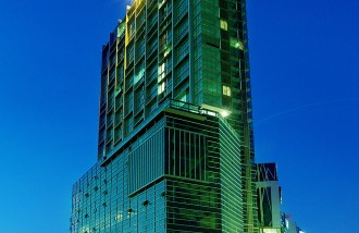 gemerlap-cahaya-city-of-tomorrow-dalam-architectural-photography-oleh-chendra-cahyadi-dan-mark-design-web-design-jakarta - Web design surabaya