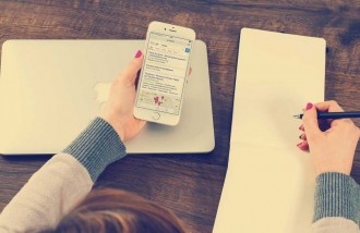 membuat-website-design-jakarta-untuk-bisnis-anda - Web design surabaya