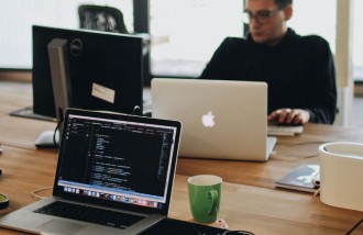 mengapa-menjangkau-target-pasar-lewat-mesin-pencari - Web design surabaya