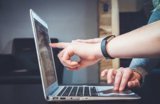 bisnis-terlihat-selalu-aktif-dengan-website-jasa-pembuatan-web-surabaya-jasa-pembuatan-web-jasa-pembuatan-website-jasa-pembuatan-website-surabaya - Web design surabaya