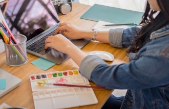 kamu-butuh-agensi-pemasaran-digital-seperti-website-design-surabaya-untuk-bisnis-mark-design-aja - Web design surabaya