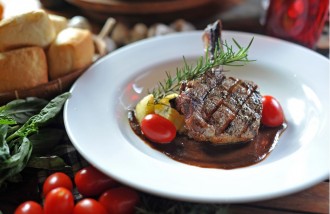 ambrosia-restaurant-surabaya-oleh-chendra-cahyadi-dan-mark-design-web-design-jakarta - Web design surabaya
