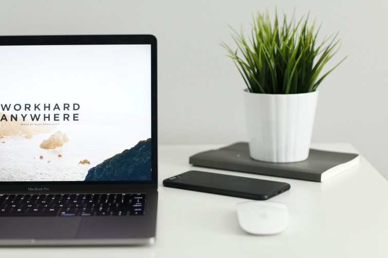 keunggulan-aplikasi-web-dalam-melakukan-aktivitas-sehari-hari-jasa-pembuatan-web-surabaya-jasa-pembuatan-web-jasa-pembuatan-website-jasa-pembuatan-website-surabaya