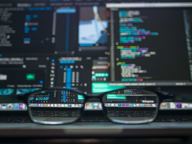 kembangkan-jiwa-artistikmu-pada-design-website-jasa-pembuatan-web-surabaya-jasa-pembuatan-web-jasa-pembuatan-website-jasa-pembuatan-website-surabaya