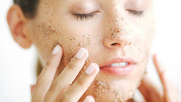 garam-industri-scrub-alami-untuk-kulit-berjerawat-praktis-murah-dan-bikin-wajah-mulus