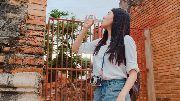 plastic-bottle-control-tips-for-a-cleaner-environment