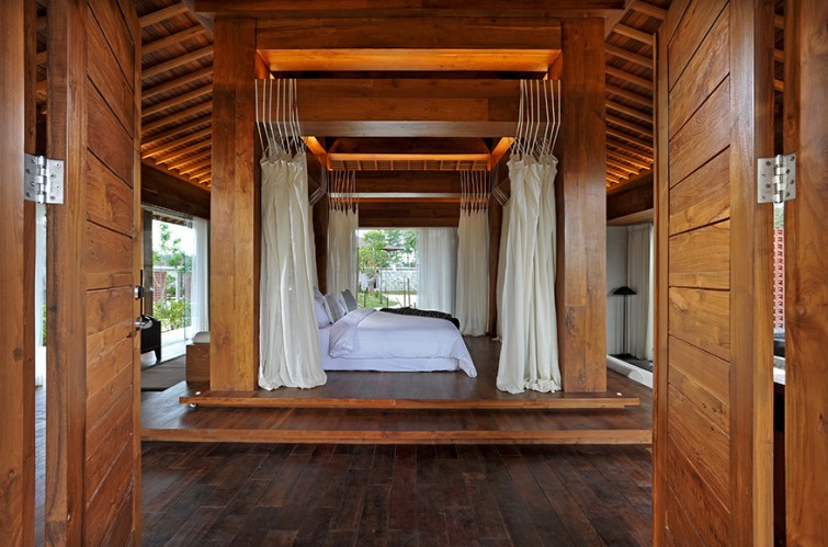 experience-a-traditional-touch-of-indonesia-through-djoglo-villas-interior-photography-by-chendra-cahyadi-and-mark-design-web-design-jakarta