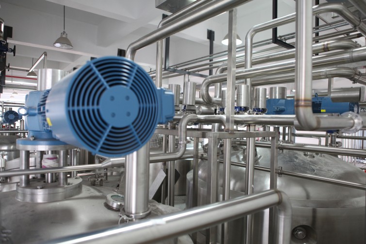 trusted-solutions-for-chemical-and-composite-material-needs-in-surabaya