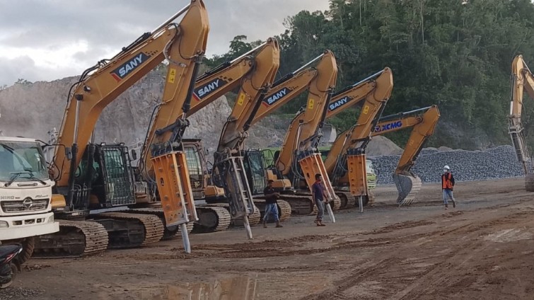 butuh-excavator-segera-sewa-di-harindra-surabaya