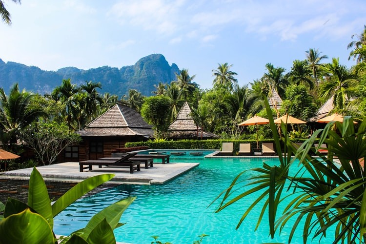 berbagai-hotel-dan-resort-yang-mempercayakan-markdesign-untuk-mengeksekusi-websitenya-jasa-pembuatan-web-surabaya-jasa-pembuatan-web-jasa-pembuatan-website-jasa-pembuatan-website-surabaya