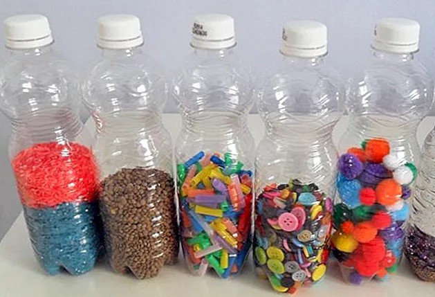 botol-plastik-bekas-untuk-media-belajar