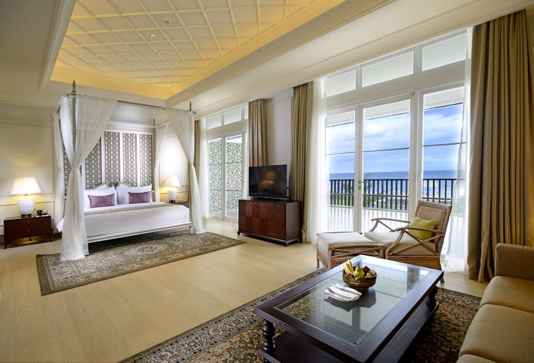 kamar-dengan-pemandangan-pantai-di-rumah-luwih-resort-bali-oleh-chendra-cahyadi-dan-mark-design-web-design-jakarta