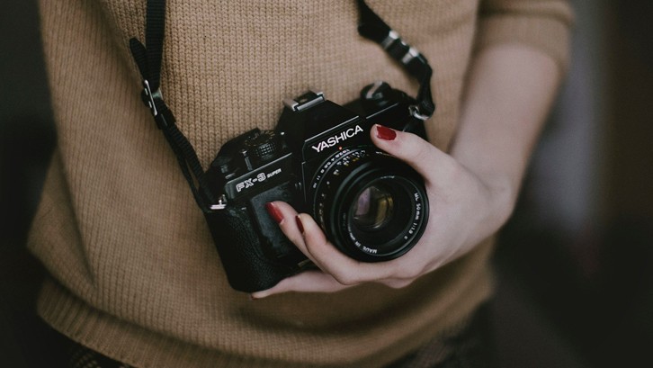 raih-cuan-dari-hobi-fotografi-yuk-upgrade-peralatannya