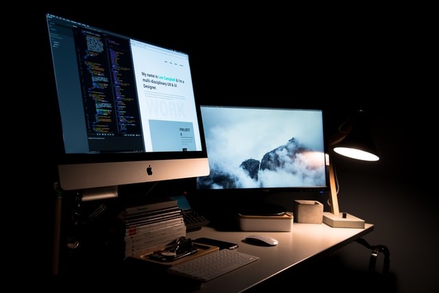 bisnis-lewat-website-yang-menguntungkan-di-era-modern-jasa-pembuatan-web-surabaya-jasa-pembuatan-web-jasa-pembuatan-website-jasa-pembuatan-website-surabaya