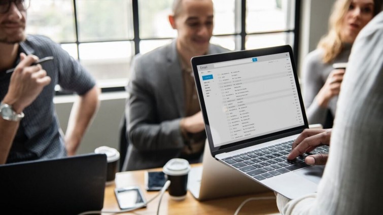 manfaat-website-bagi-instansi-pemerintah-jasa-pembuatan-web-surabaya-jasa-pembuatan-web-jasa-pembuatan-website-jasa-pembuatan-website-surabaya