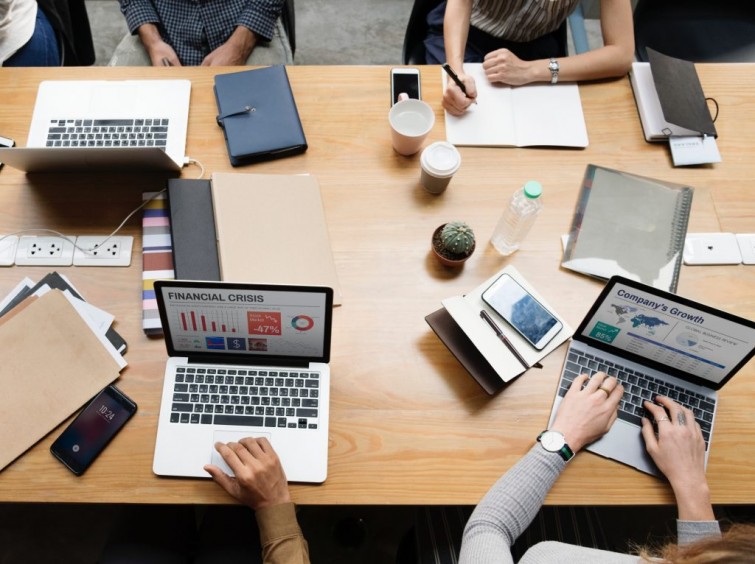 pentingnya-website-pada-suatu-organisasi-jasa-pembuatan-web-surabaya-jasa-pembuatan-web-jasa-pembuatan-website-jasa-pembuatan-website-surabaya