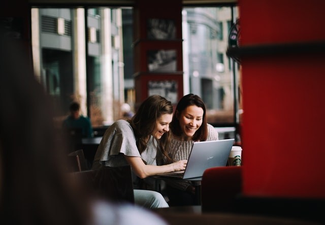 melihat-bisnis-jasa-pembuatan-website-akan-sangat-menguntungkan-di-era-modern-jasa-pembuatan-web-surabaya-jasa-pembuatan-web-jasa-pembuatan-website-jasa-pembuatan-website-surabaya