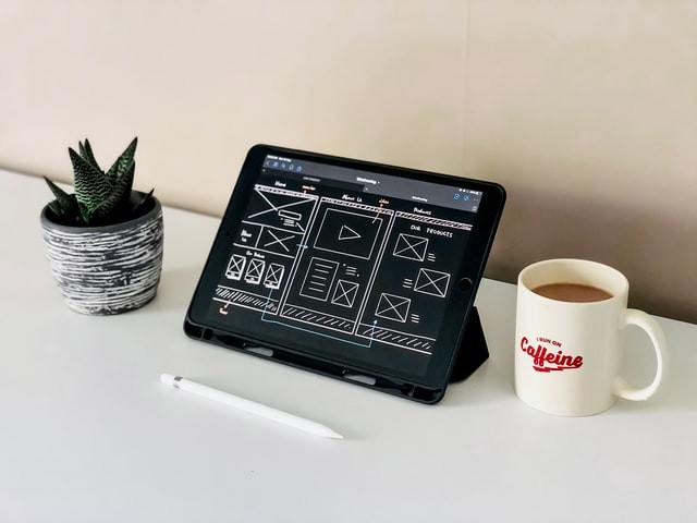 sesuaikan-design-website-dengan-produk-dari-brand-anda-dengan-menggunakan-jasa-pembuatan-web-jasa-pembuatan-web-surabaya-jasa-pembuatan-web-jasa-pembuatan-website-jasa-pembuatan-website-surabaya