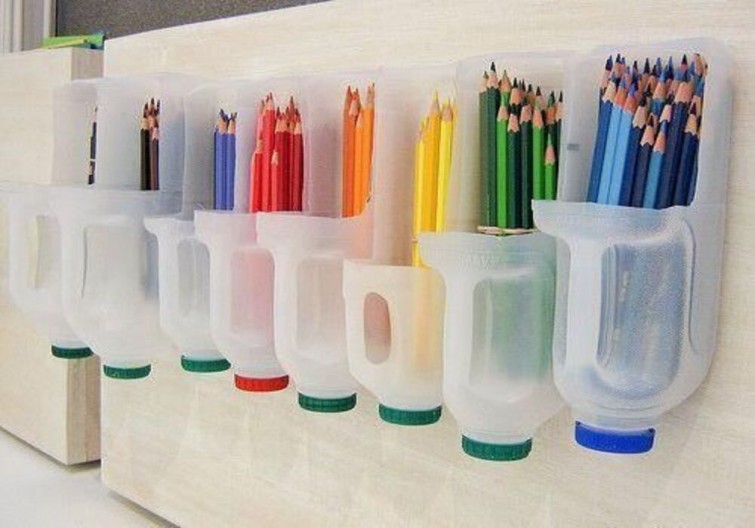 jerigen-plastik-sebagai-solusi-penyimpanan-pensil-yang-efisien
