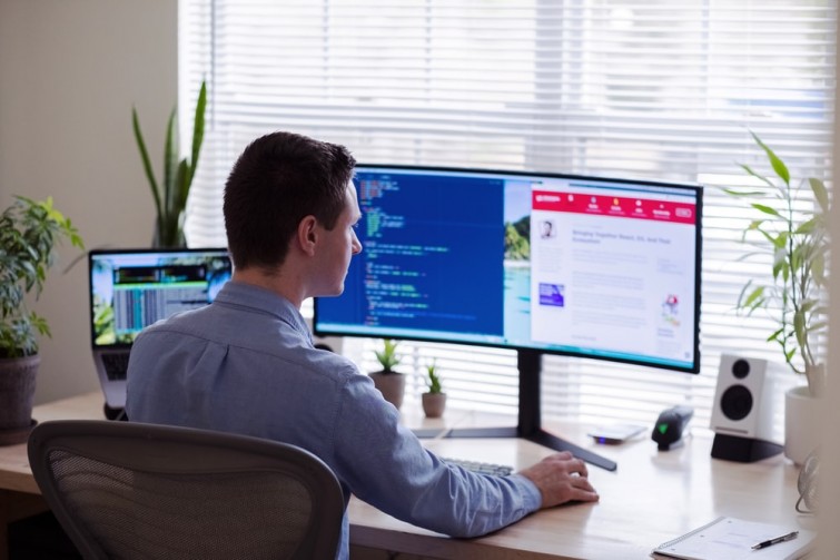 tips-yang-harus-dihindari-saat-menyewa-jasa-pembuatan-web-jasa-pembuatan-web-surabaya-jasa-pembuatan-web-jasa-pembuatan-website-jasa-pembuatan-website-surabaya