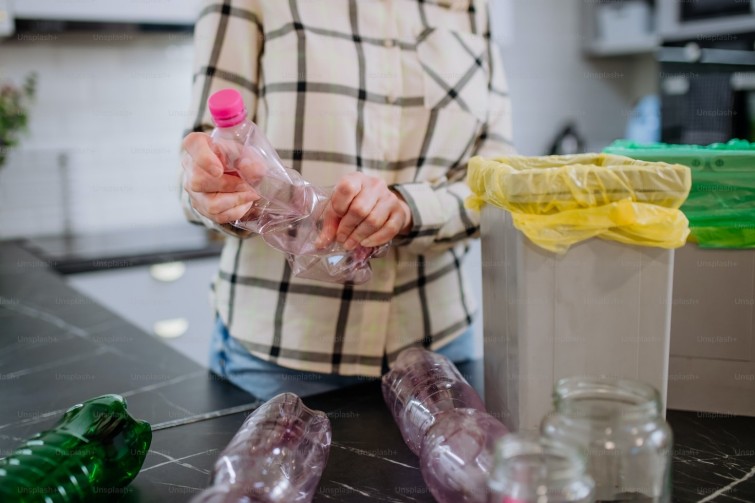 pemanfaatan-botol-plastik-dalam-pendidikan-lingkungan