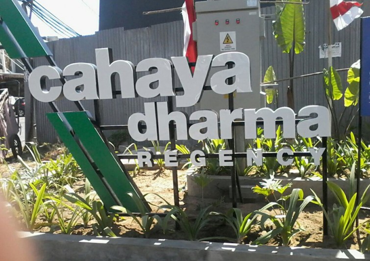 perumahan-cahaya-dharma-surabaya-3d-letter-timbul-led