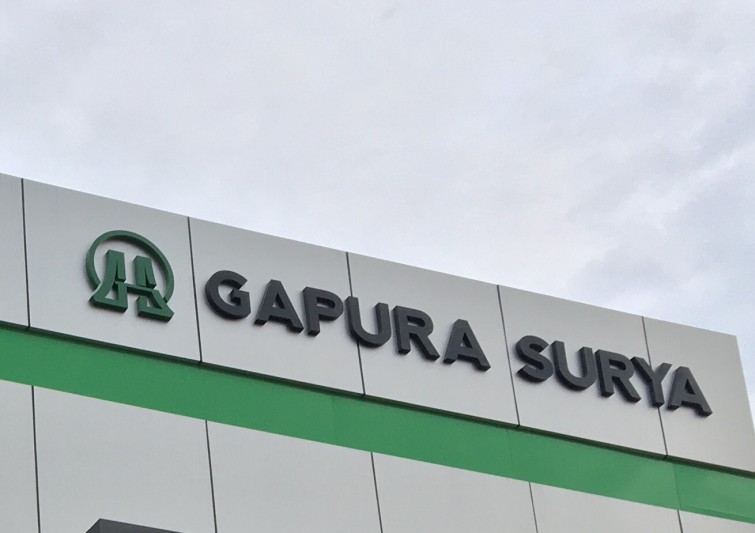 gapura-surya-surabaya-3d-letter-timbul-galvanis