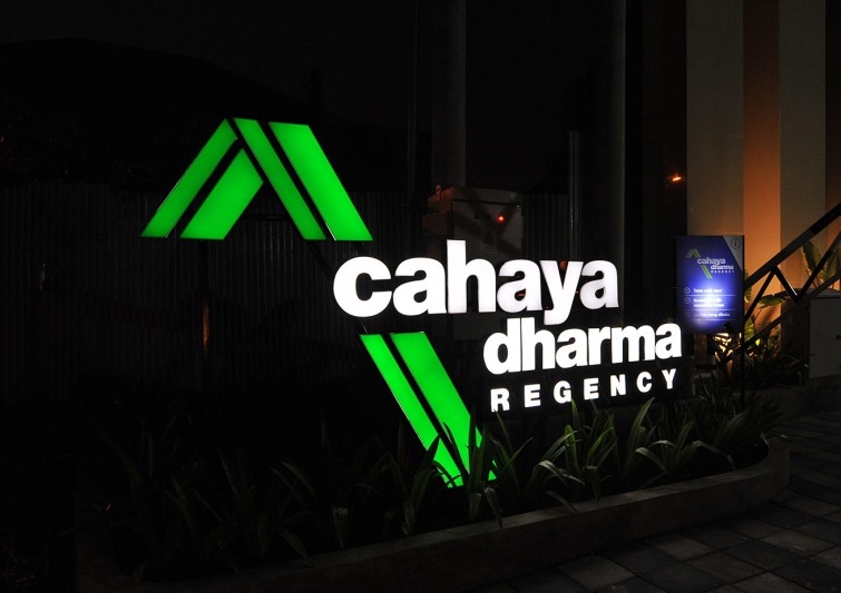 perumahan-cahaya-dharma-surabaya-3d-letter-timbul-led